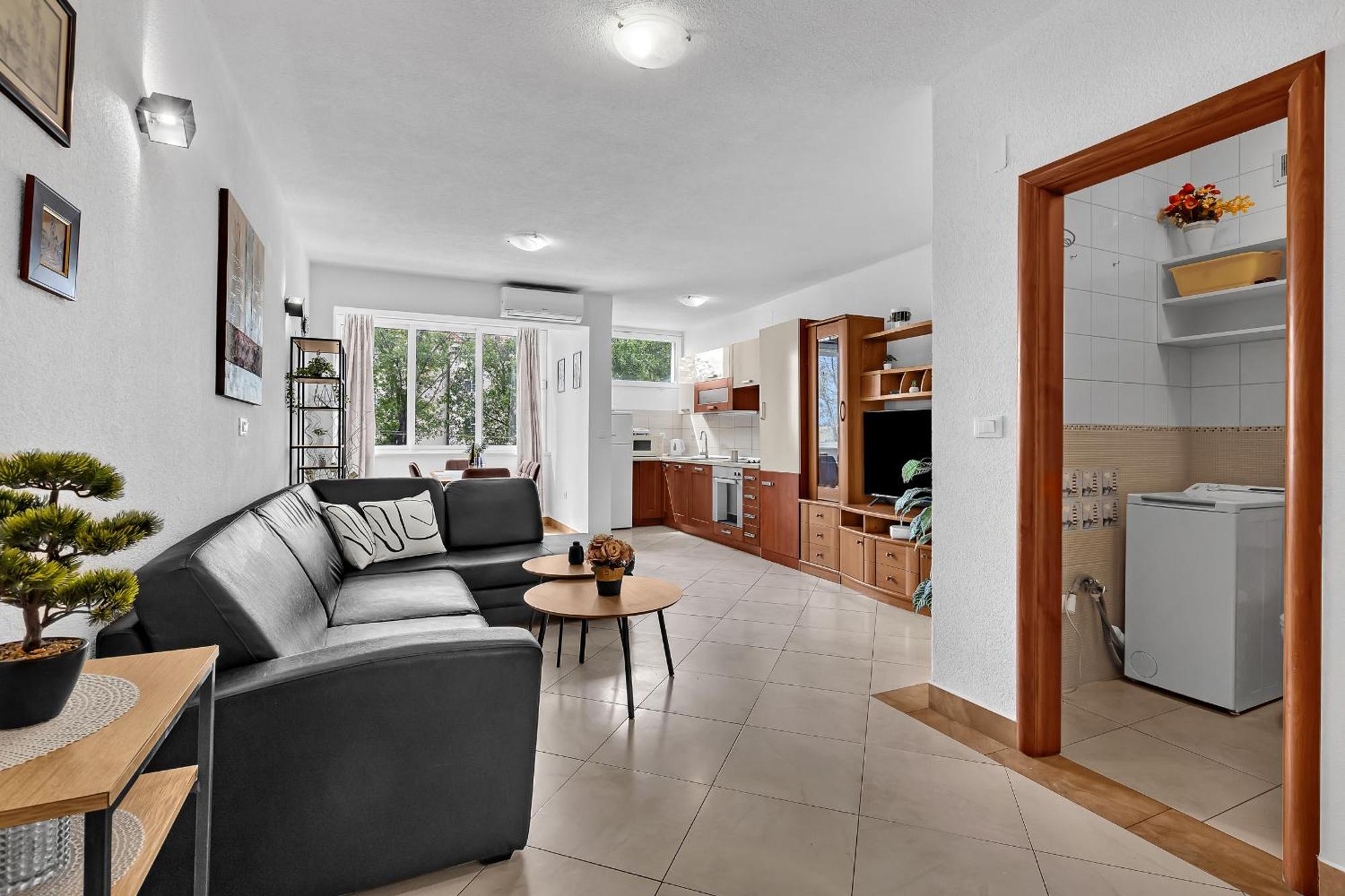 Apartment Lov&Mar With Parking Makarska Exteriör bild